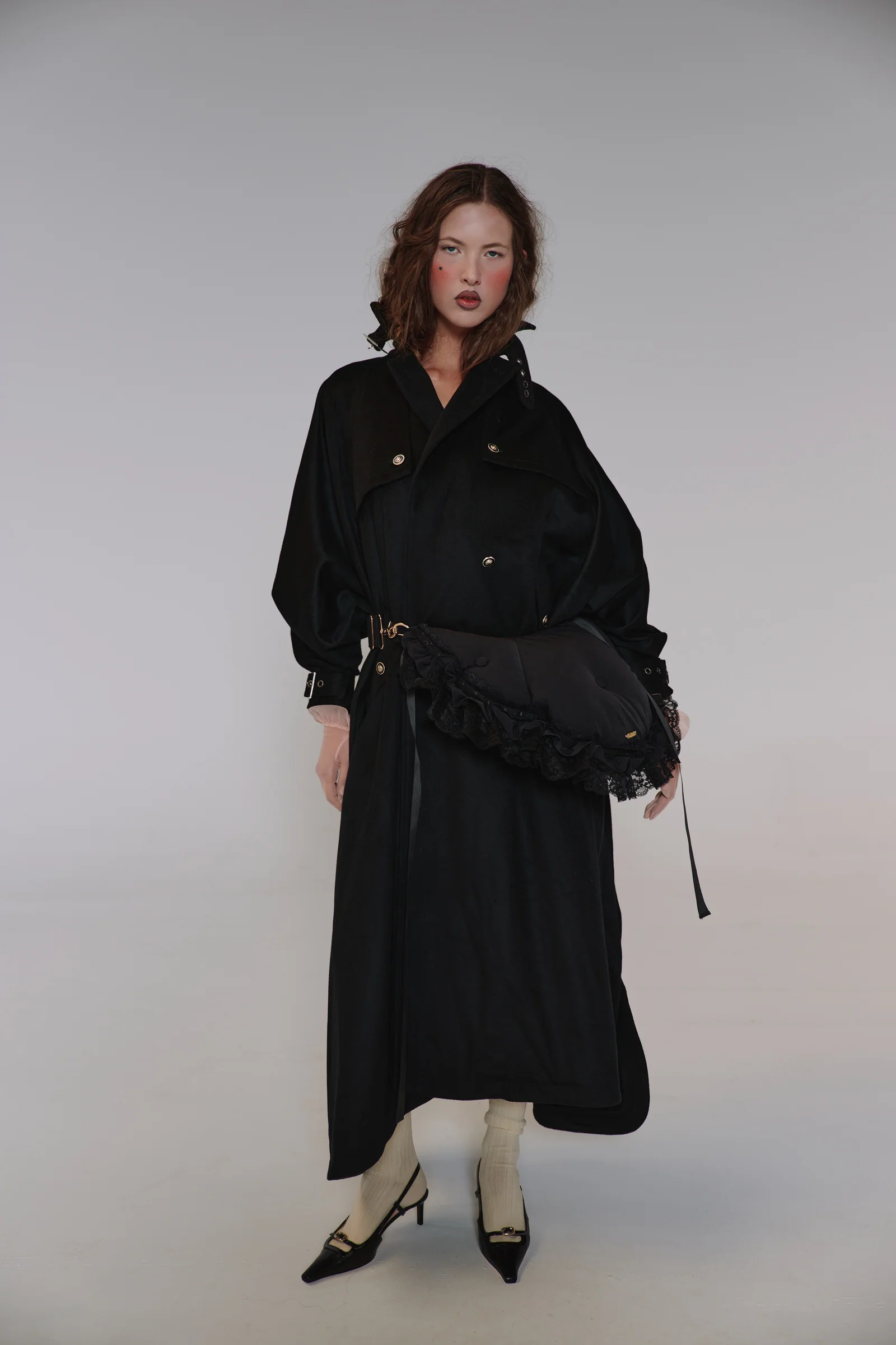 The Caviar Bum Roll Bag - Image 24