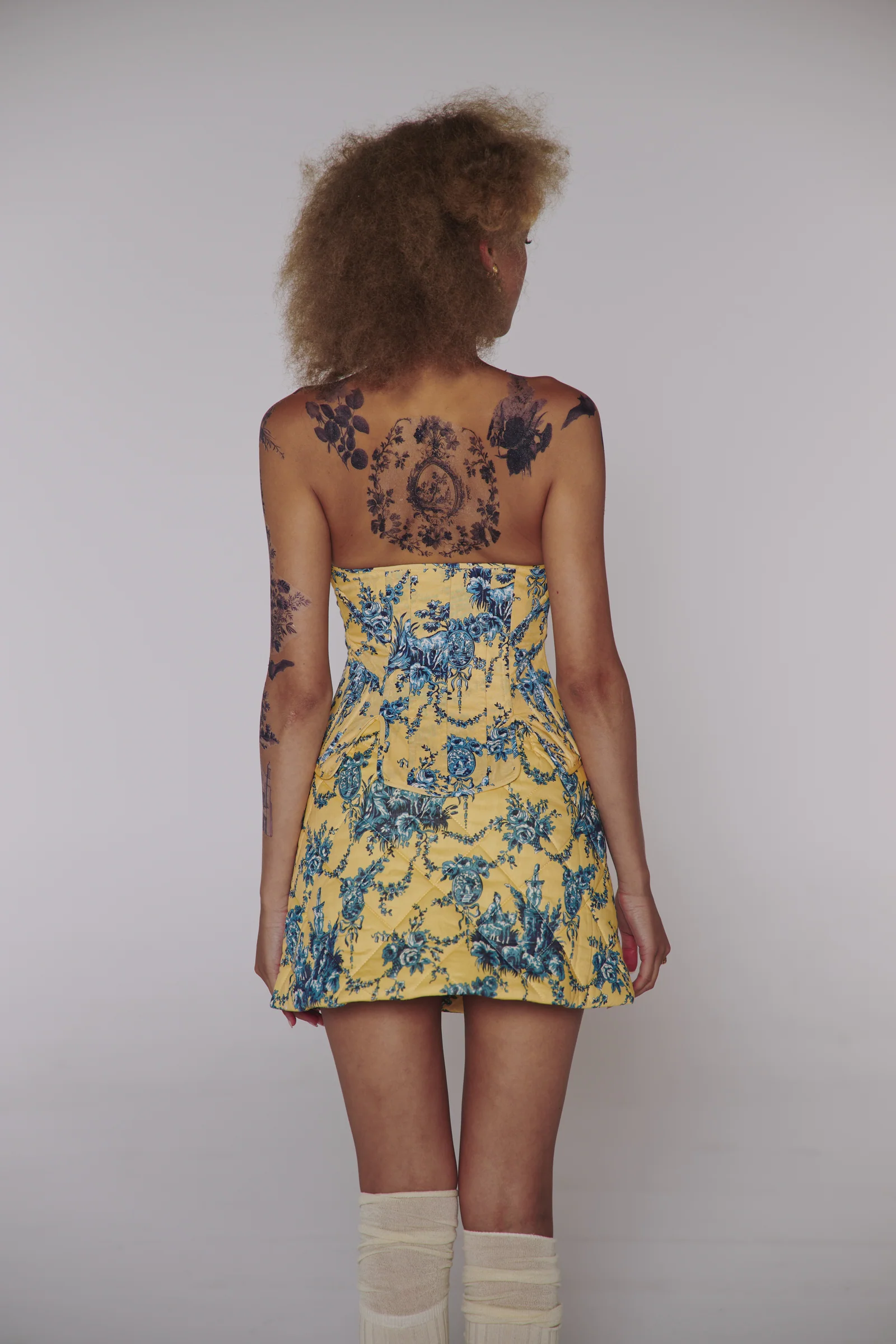 The Lumière Quilted Zipper Skirt - Image 9
