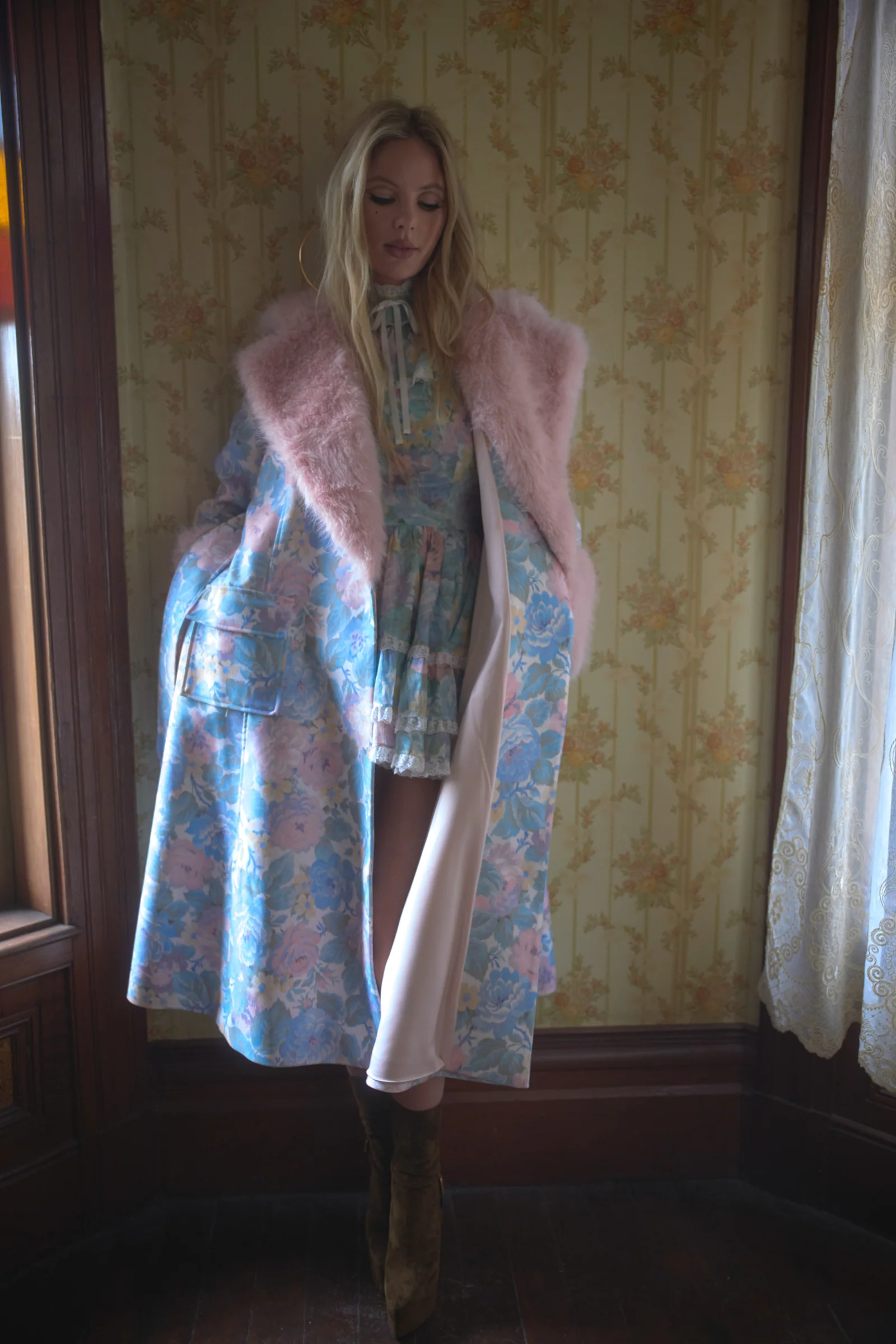 Valley Of The Dolls Groupie Coat - Image 9